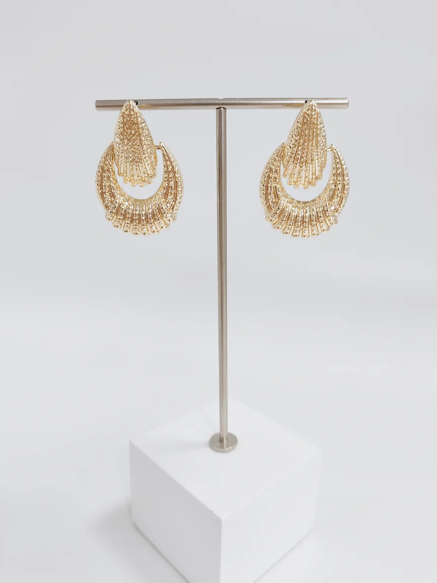 Minimal Muse Earrings
