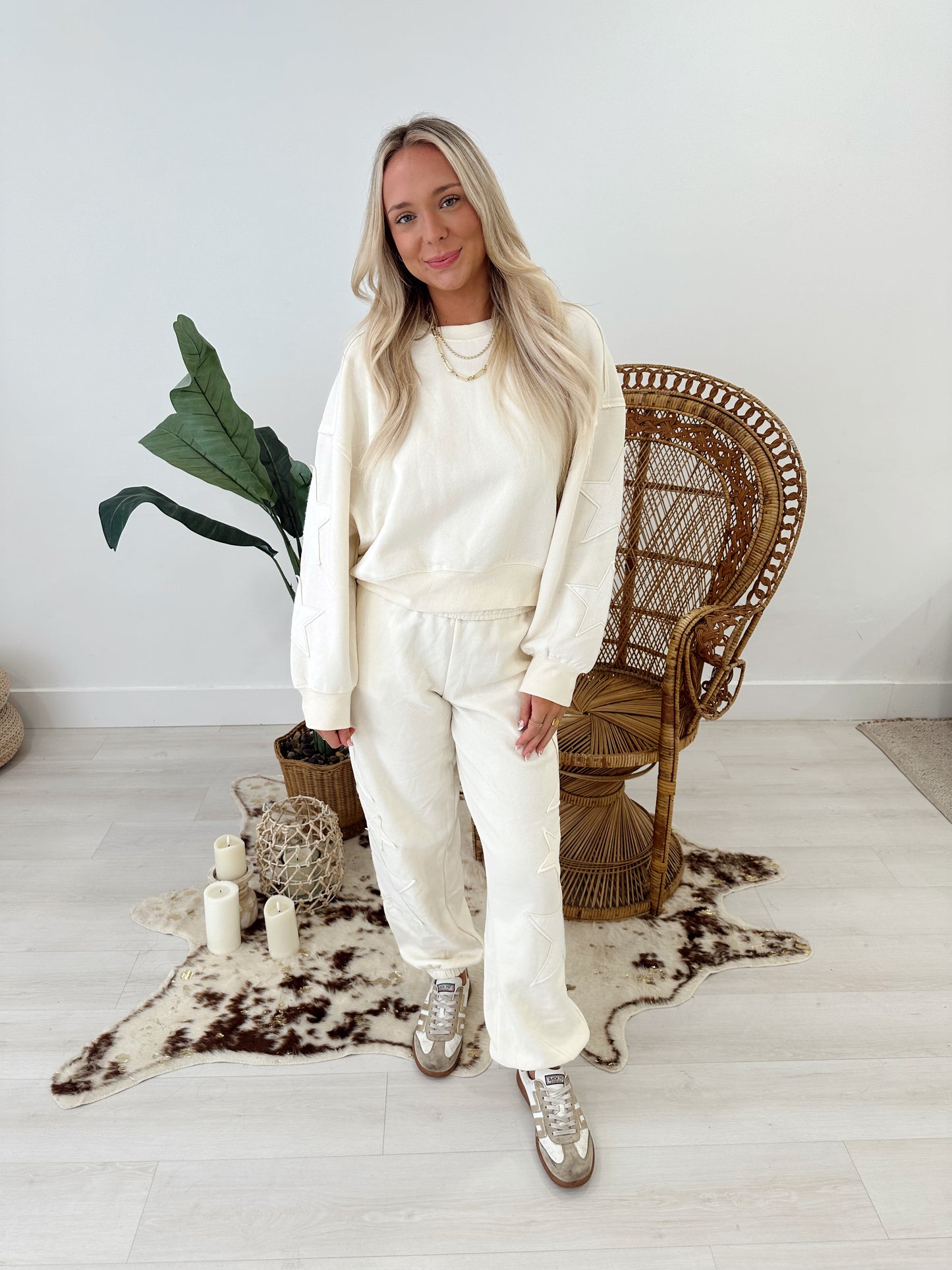 Star Patch Sweatshirt & Jogger Pant Set
