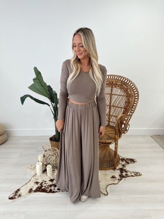 Long-Sleeve Crop Top & Maxi Pants Set