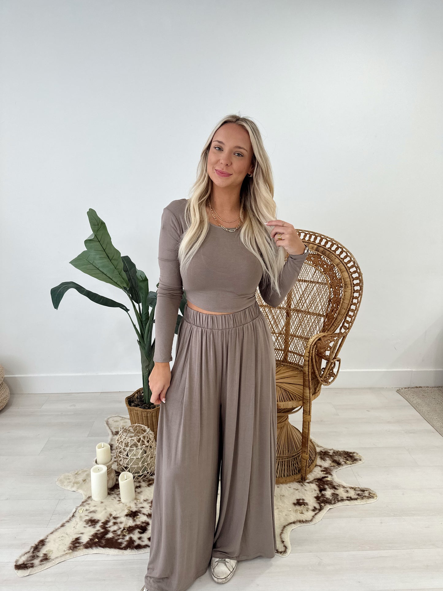 Long-Sleeve Crop Top & Maxi Pants Set