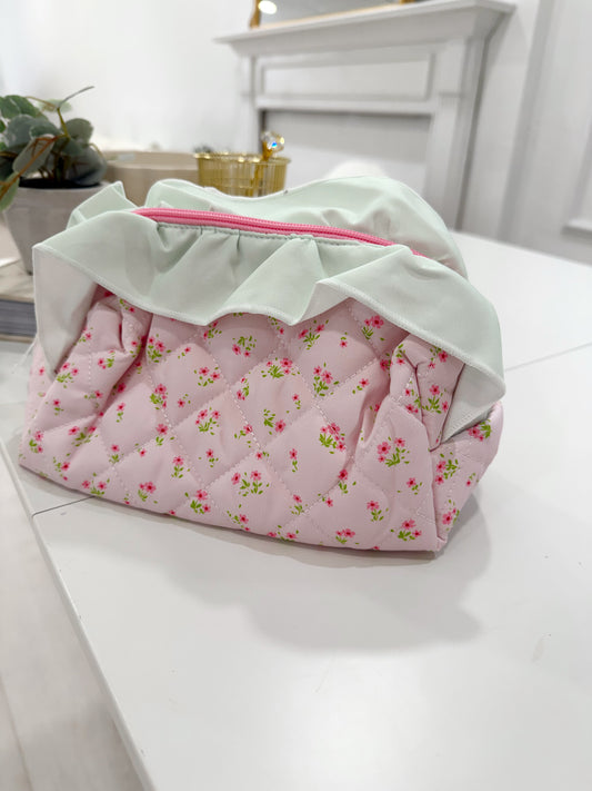 Pink Daisy Pouch