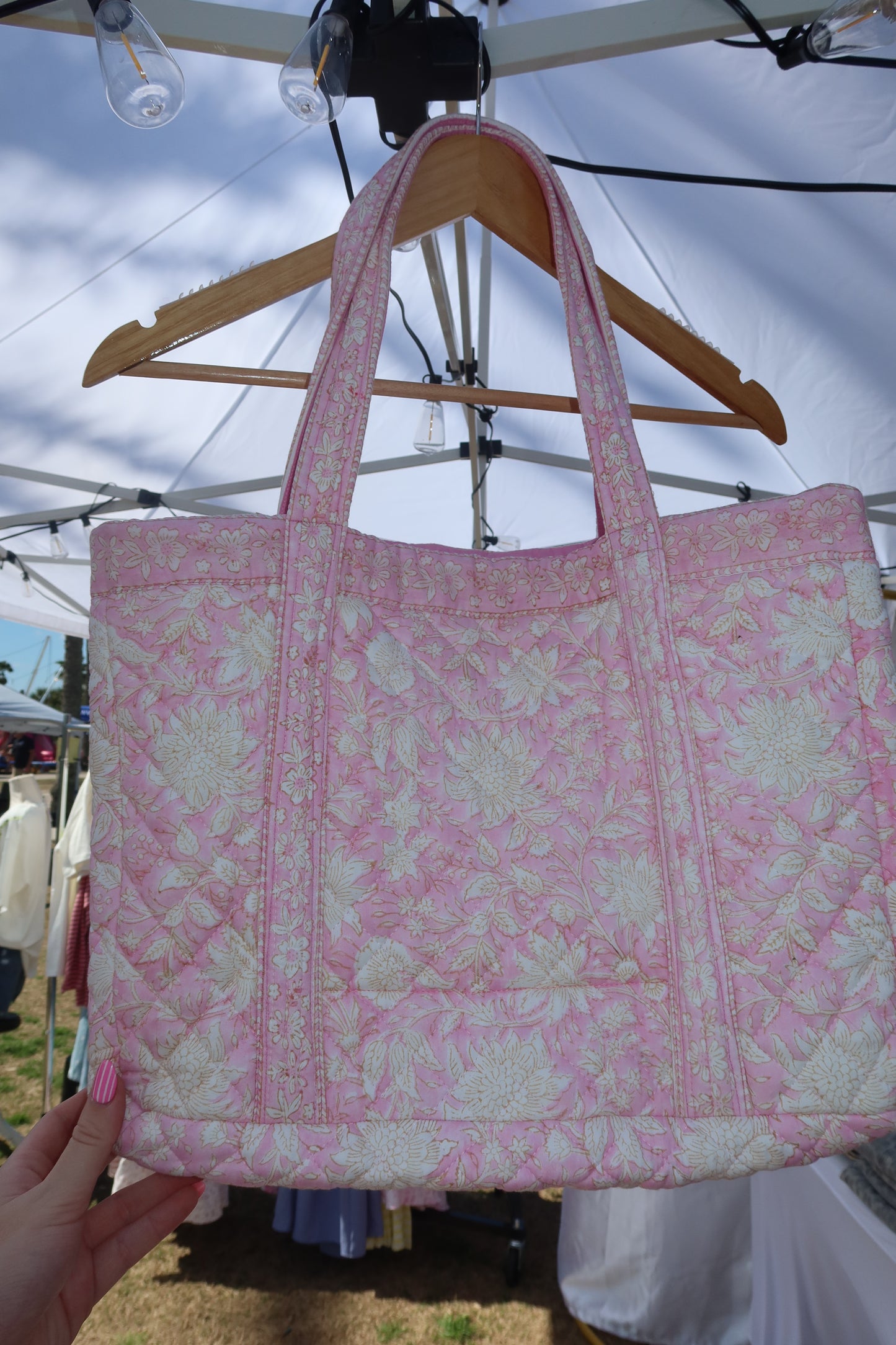The Ari Tote - Pink/White
