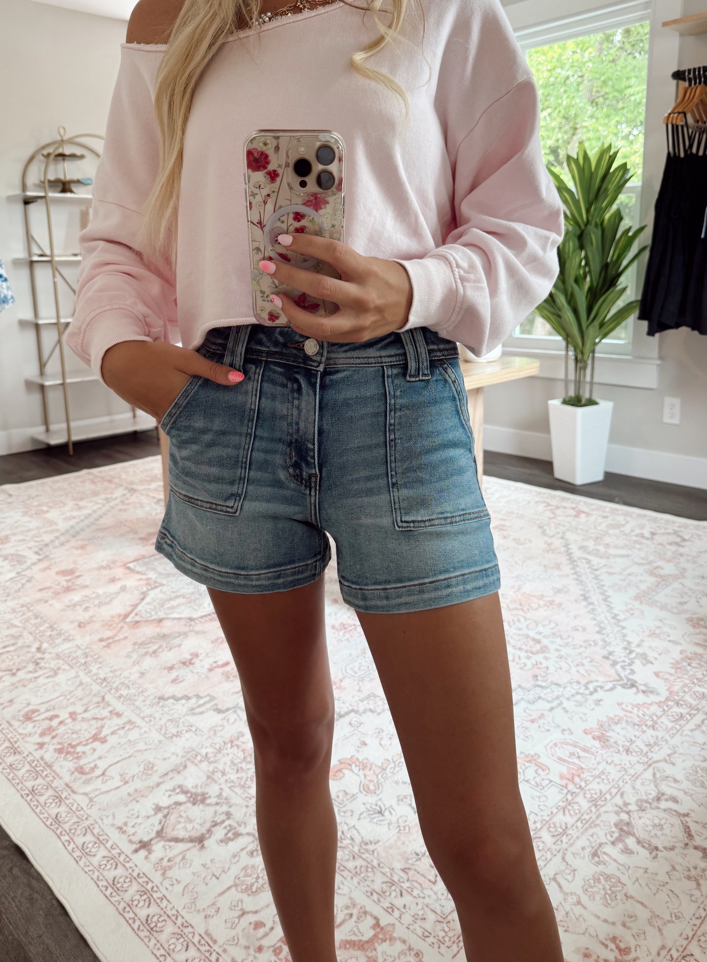 Vervet High Rise Medium Wash Shorts